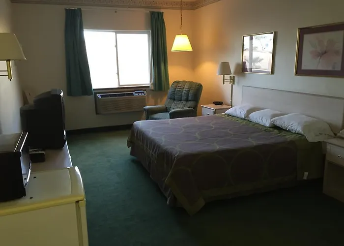 Motel Super 8 By Wyndham